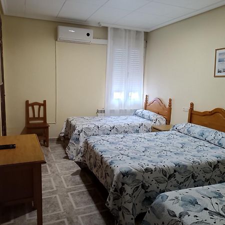 Hostal Avila Оканья Номер фото