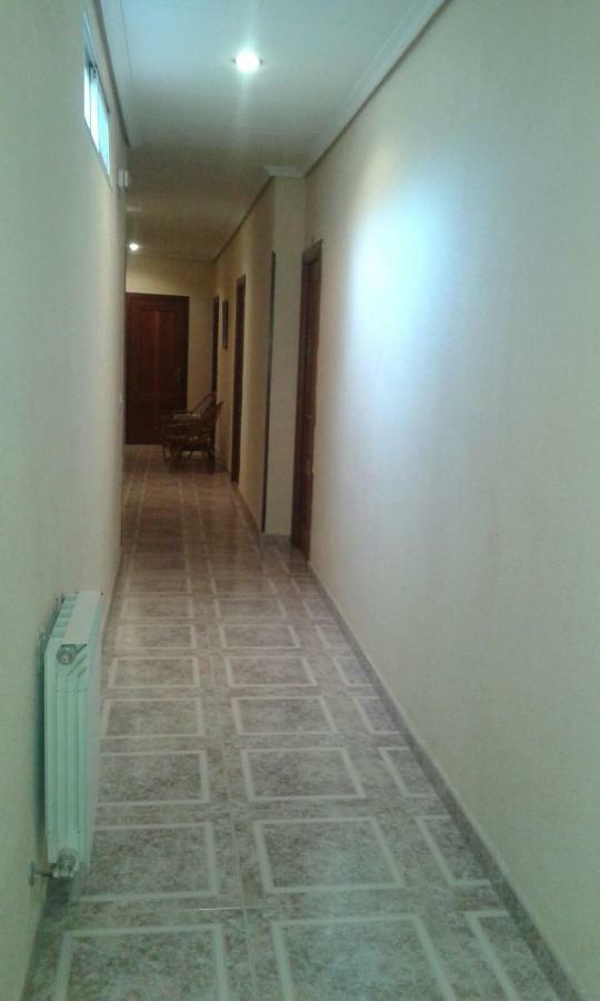 Hostal Avila Оканья Екстер'єр фото